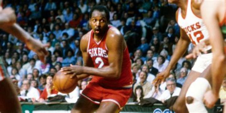 Are Karl And Moses Malone Related?