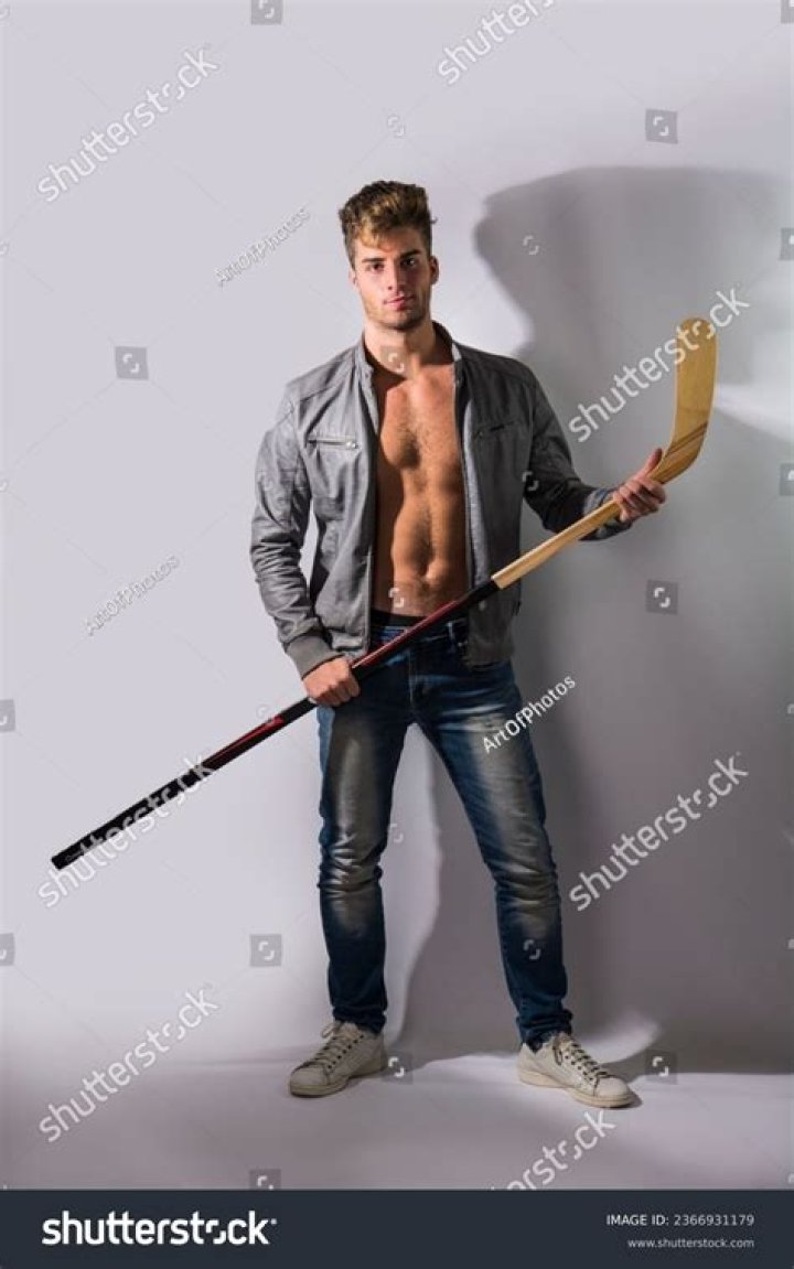 Exploring The Phenomenon Of "Hot Hockey Players Shirtless"