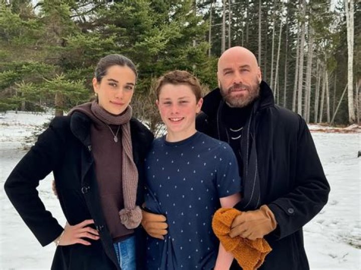 Uncover The Secrets: John Travolta's Weight Unveiled